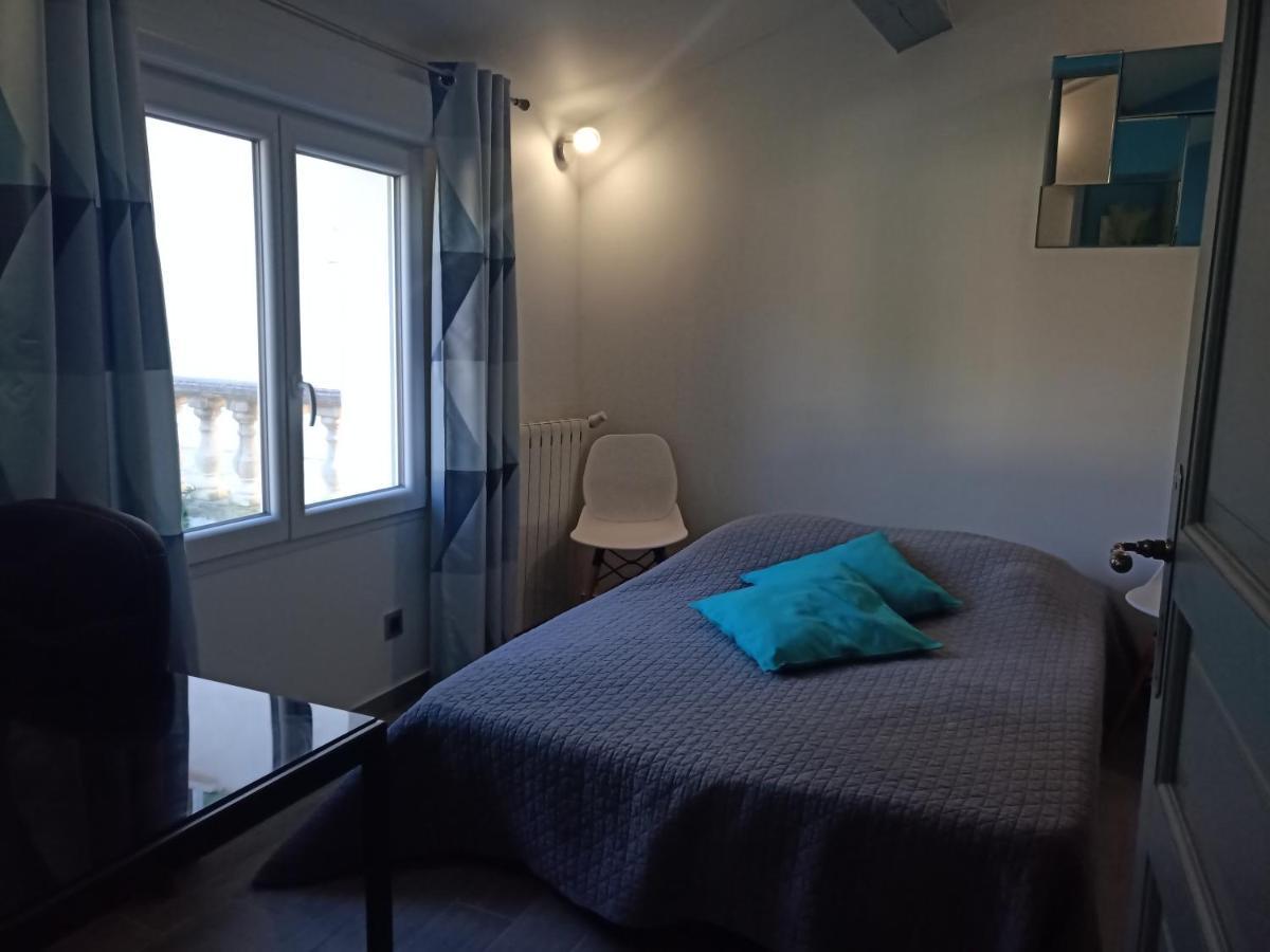 Sur Les Pas De Pagnol Bed & Breakfast Aubagne Exterior photo